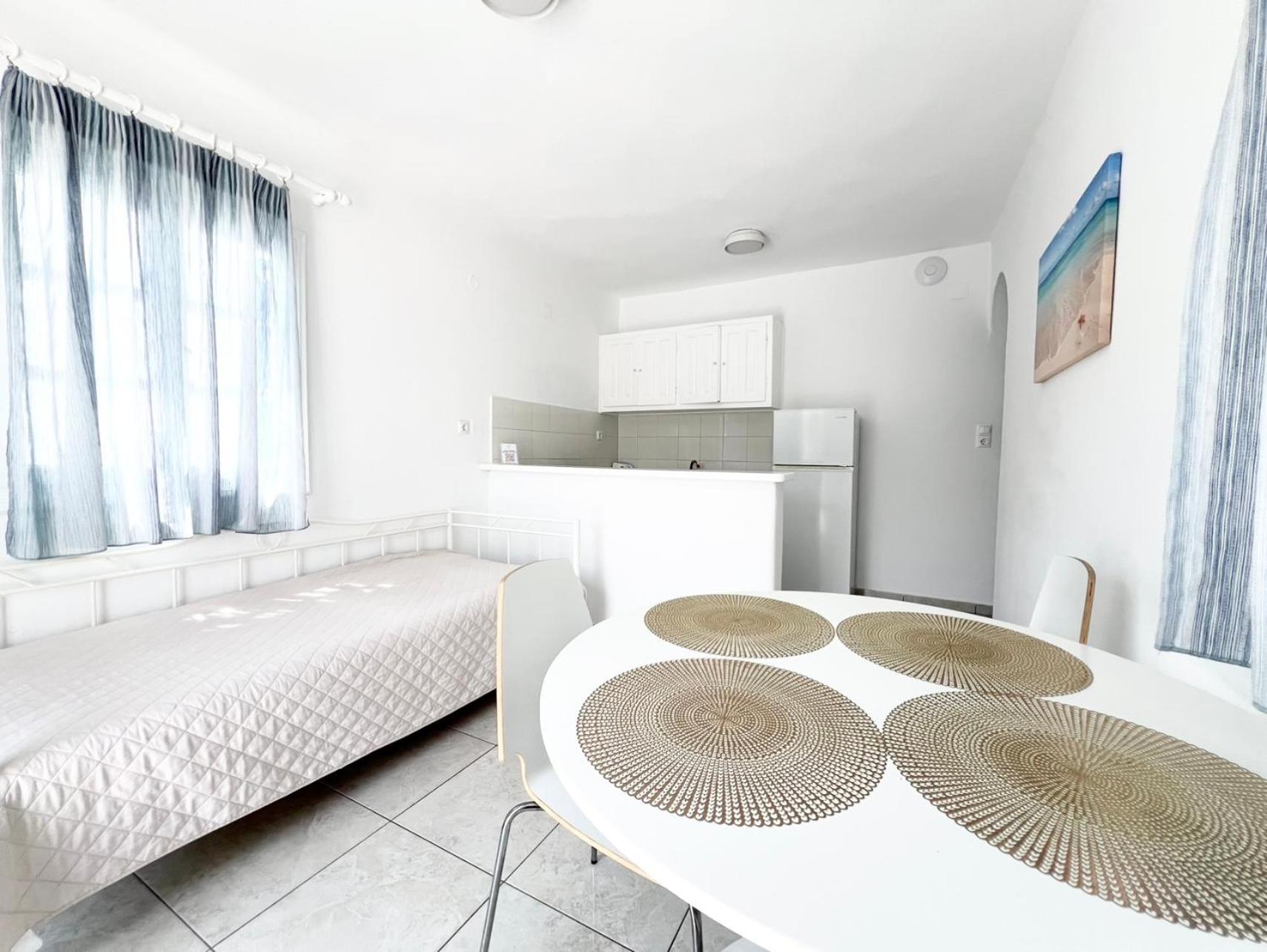 Cyclades Blue Aparthotel Ornos  Ngoại thất bức ảnh